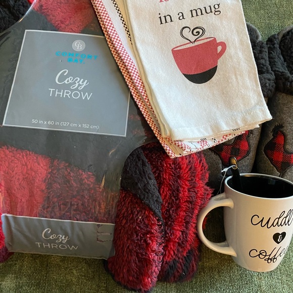 NWT Cozy bundle - Picture 3 of 12
